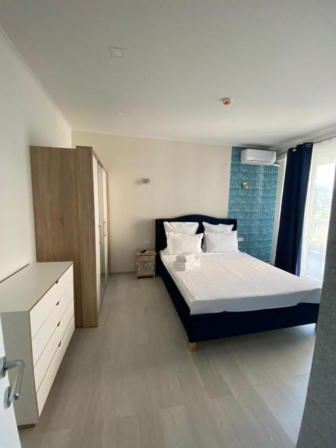 Velier 38 And 49 Mamaia